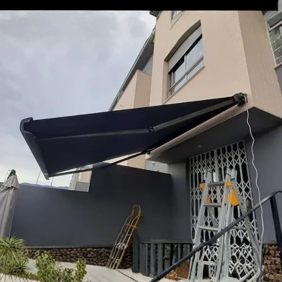 Toldo Articulado Manual ou Motorizado - Toldos São Paulo