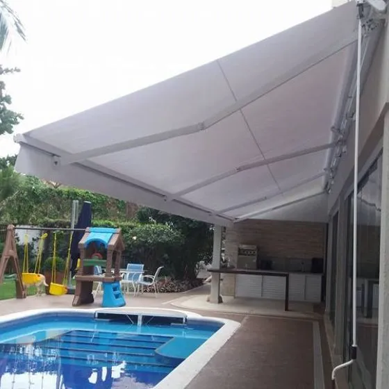 Toldo Articulado em São Paulo SP — Cobertura em quintal residencial coberto