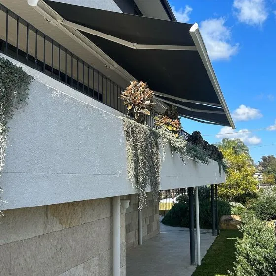 Toldo Articulado em São Paulo SP — Cobertura em passagem coberta entre ambientes